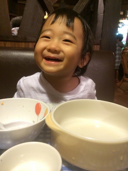 パパより綺麗に食べれたよ